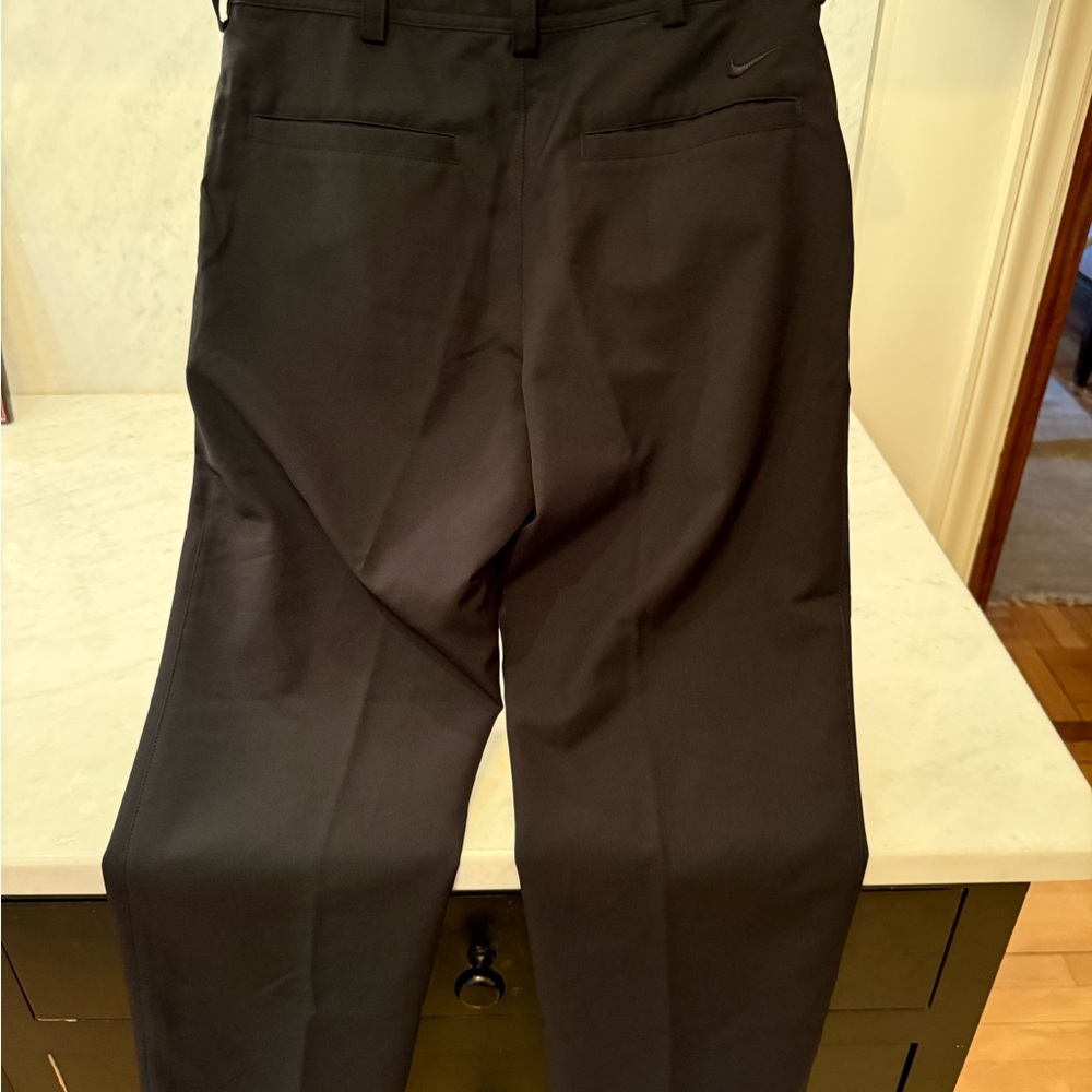 Like New Nike Golf Boys Black Long Dri-Fit Pants Size Medium Retails $68 - Picture 6 of 8